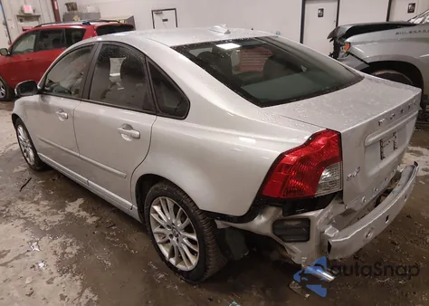 2011 Volvo S40 T5 из США, поврежденный, VIN YV1672MS1B2533800